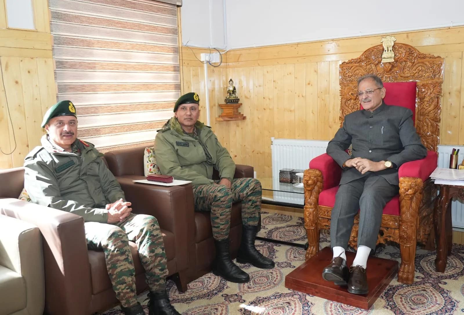 Northern Army commander meets LG Ladakh