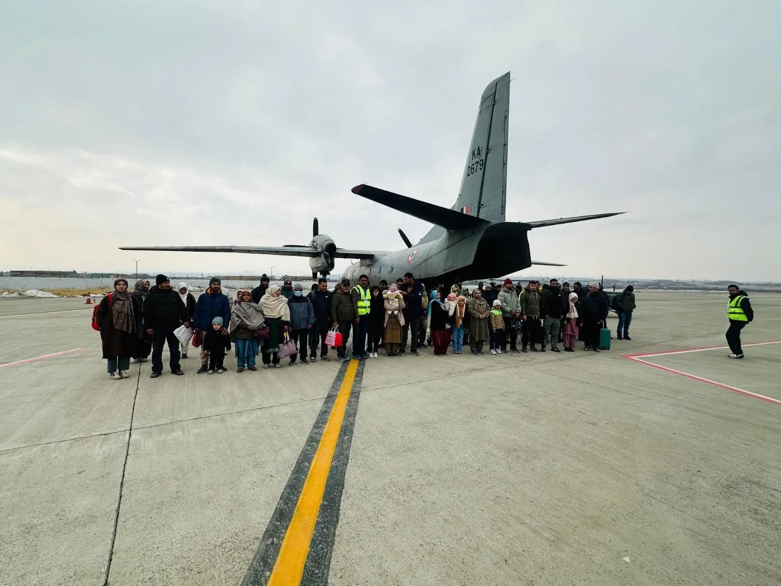 IAF commences Kargil courier services, 82 passengers airlifted