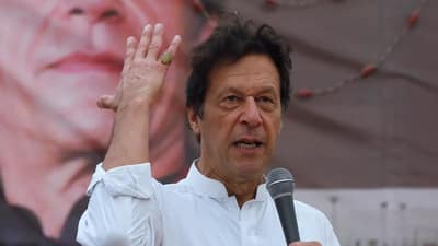 Imran Khan: ‘Under vengeful instructions of Asim Munir’: Family claims Imran Khan enduring ‘unimaginable mistreatment’ in prison; supporters protest | World News