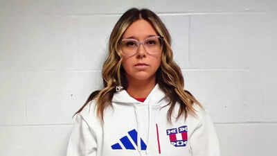 Husband catches Indiana school secretary having sex with a student | World News